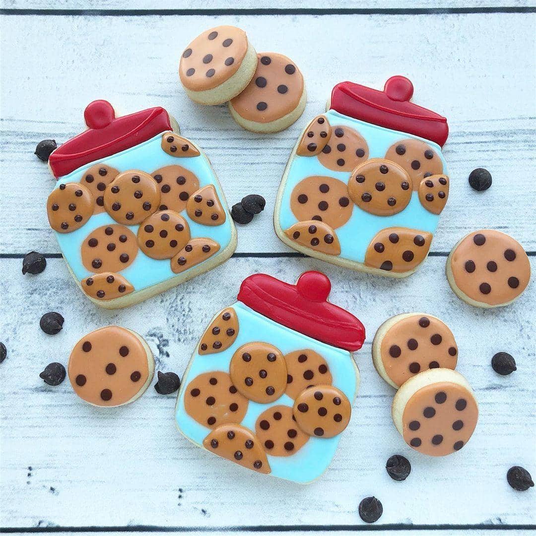 instagram.com/ sueofmunchkinmunchies