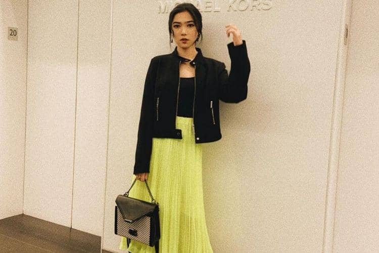 Instagram.com/isyanasarasvati