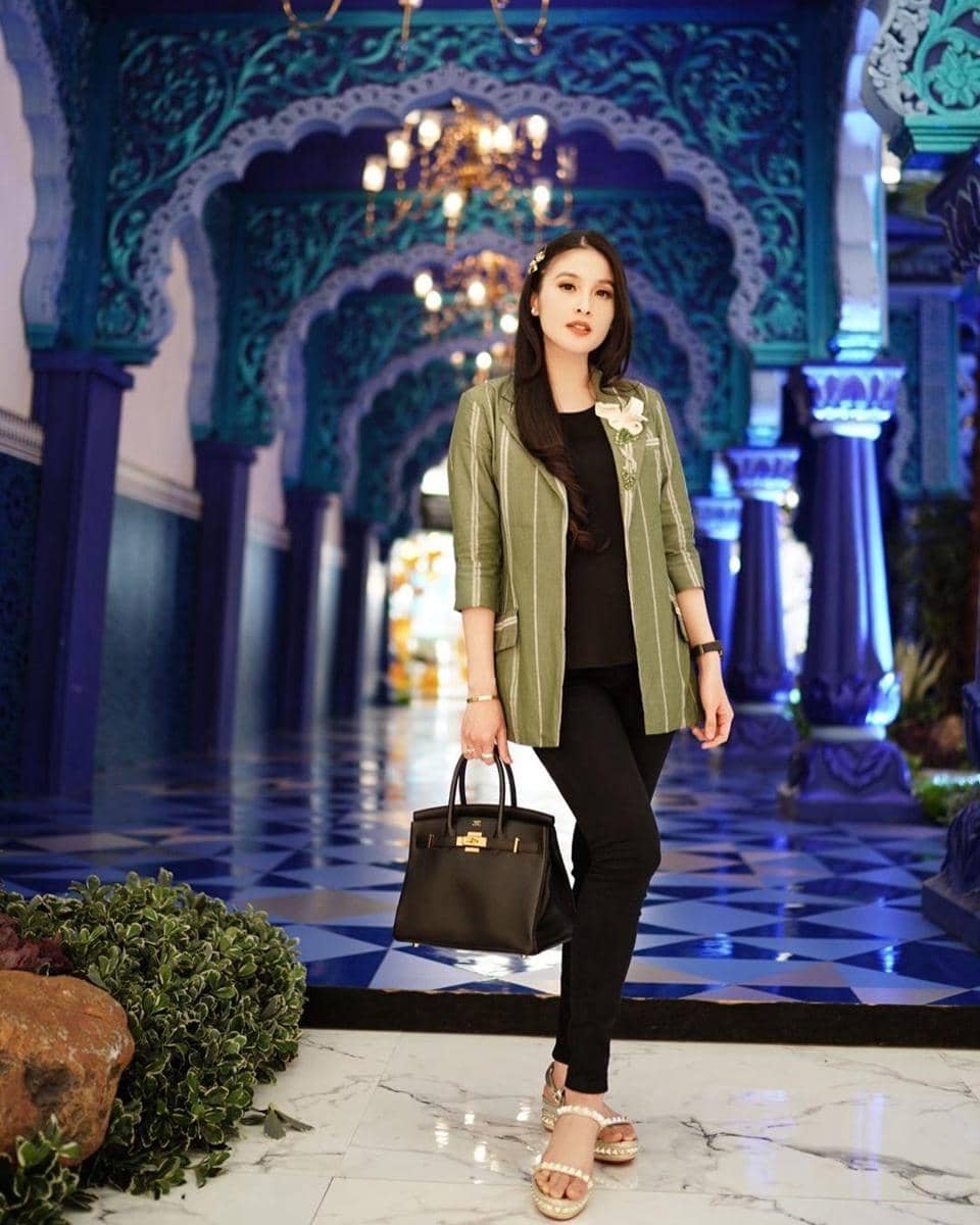 Instagram.com/sandradewi88