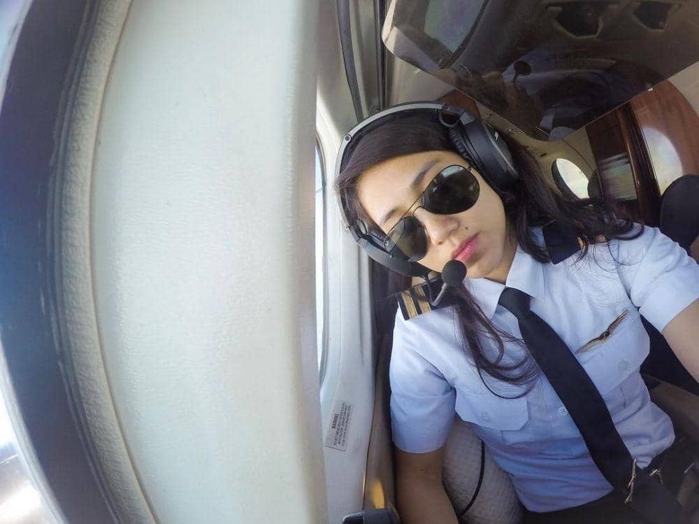 Instagram.com/athirafarina