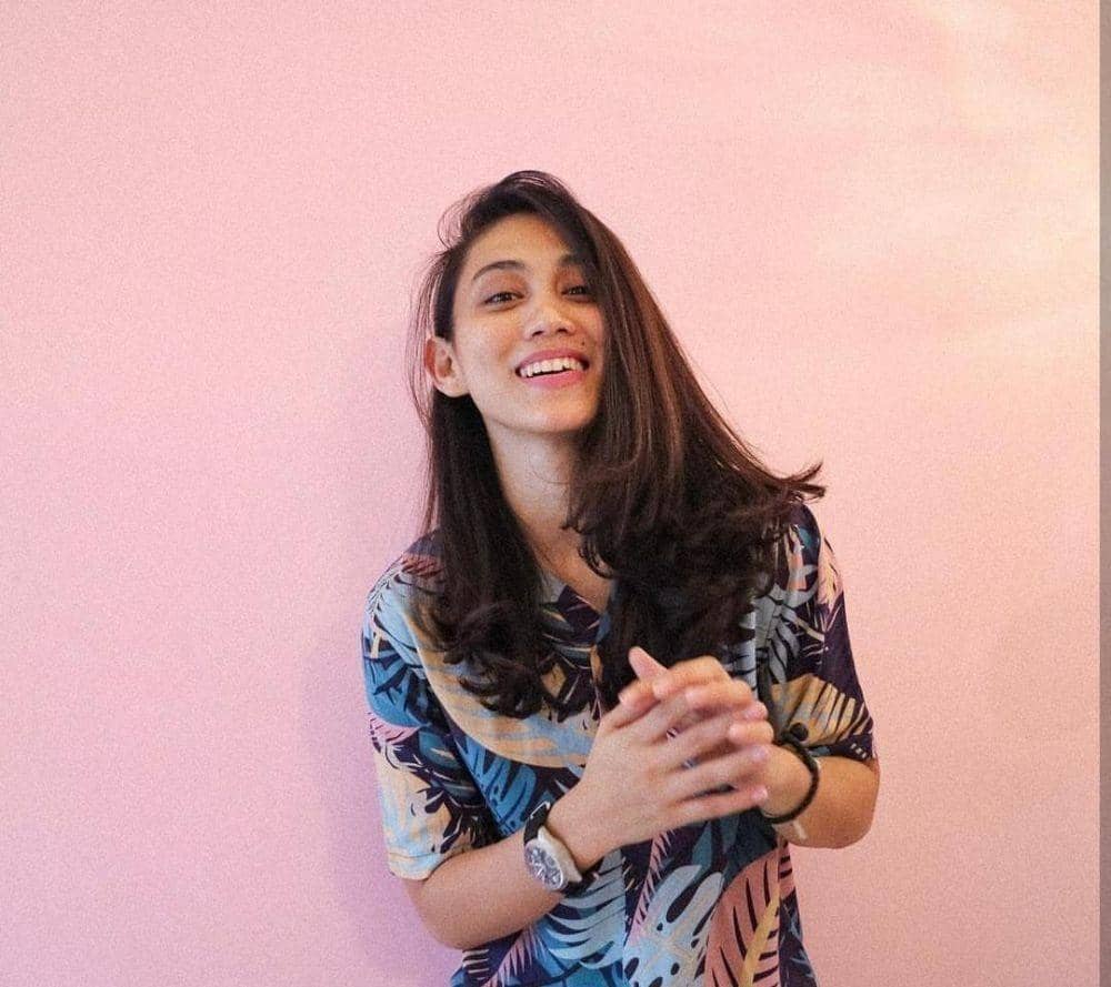 Instagram.com/athirafarina