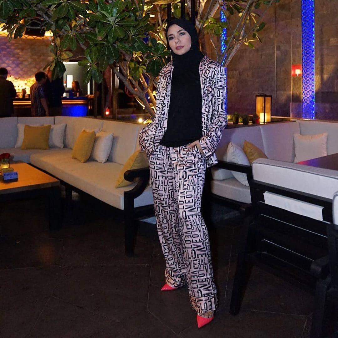 Instagram.com/meisya__siregar