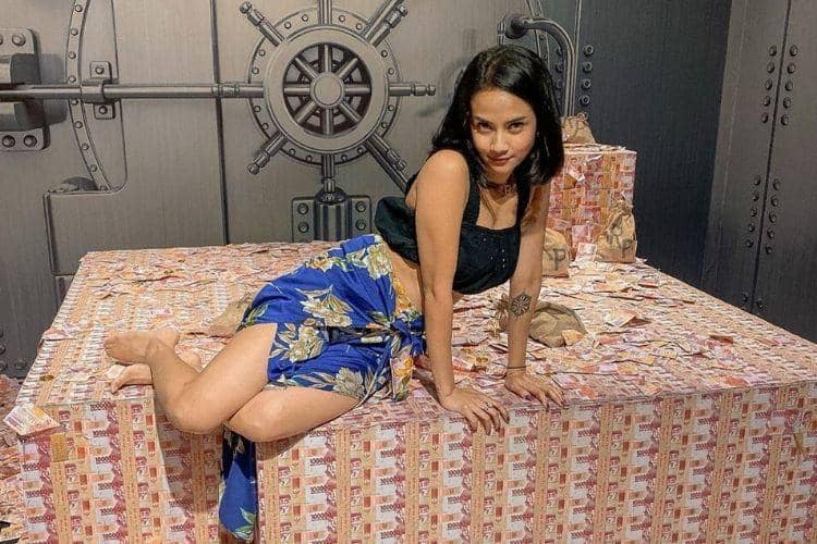 Instagram.com/vanessaangelofficial