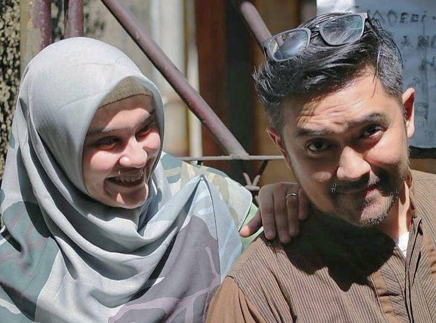 Instagram.com/zeezeeshahab