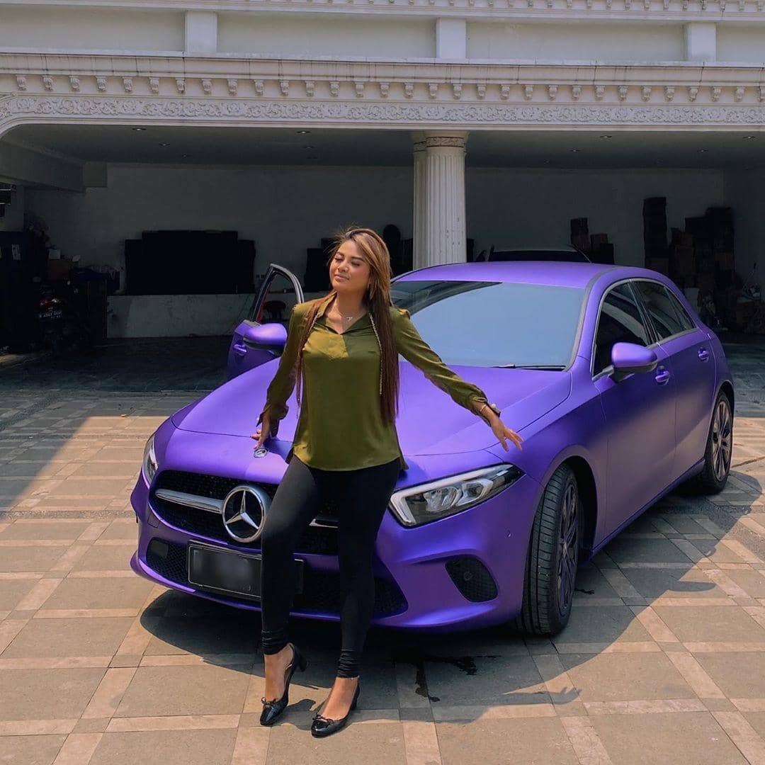 Instagram.com/aurelie.hermansyah