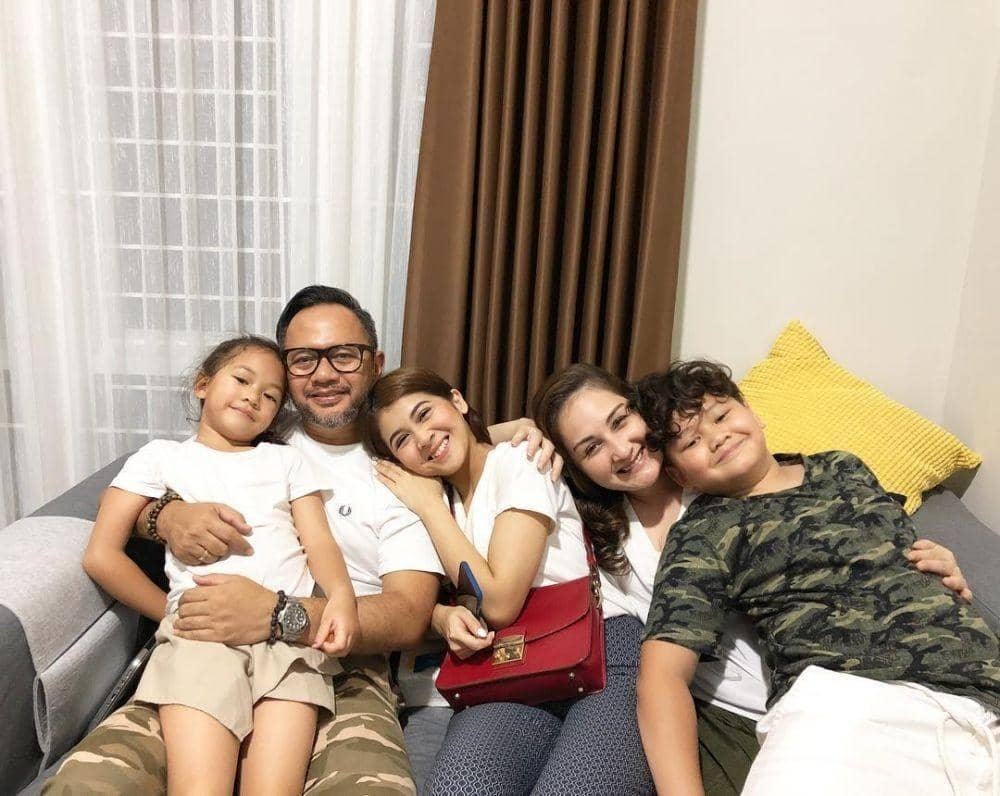 Instagram.com/monaratuliu