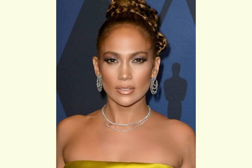 instagram.com/jlo