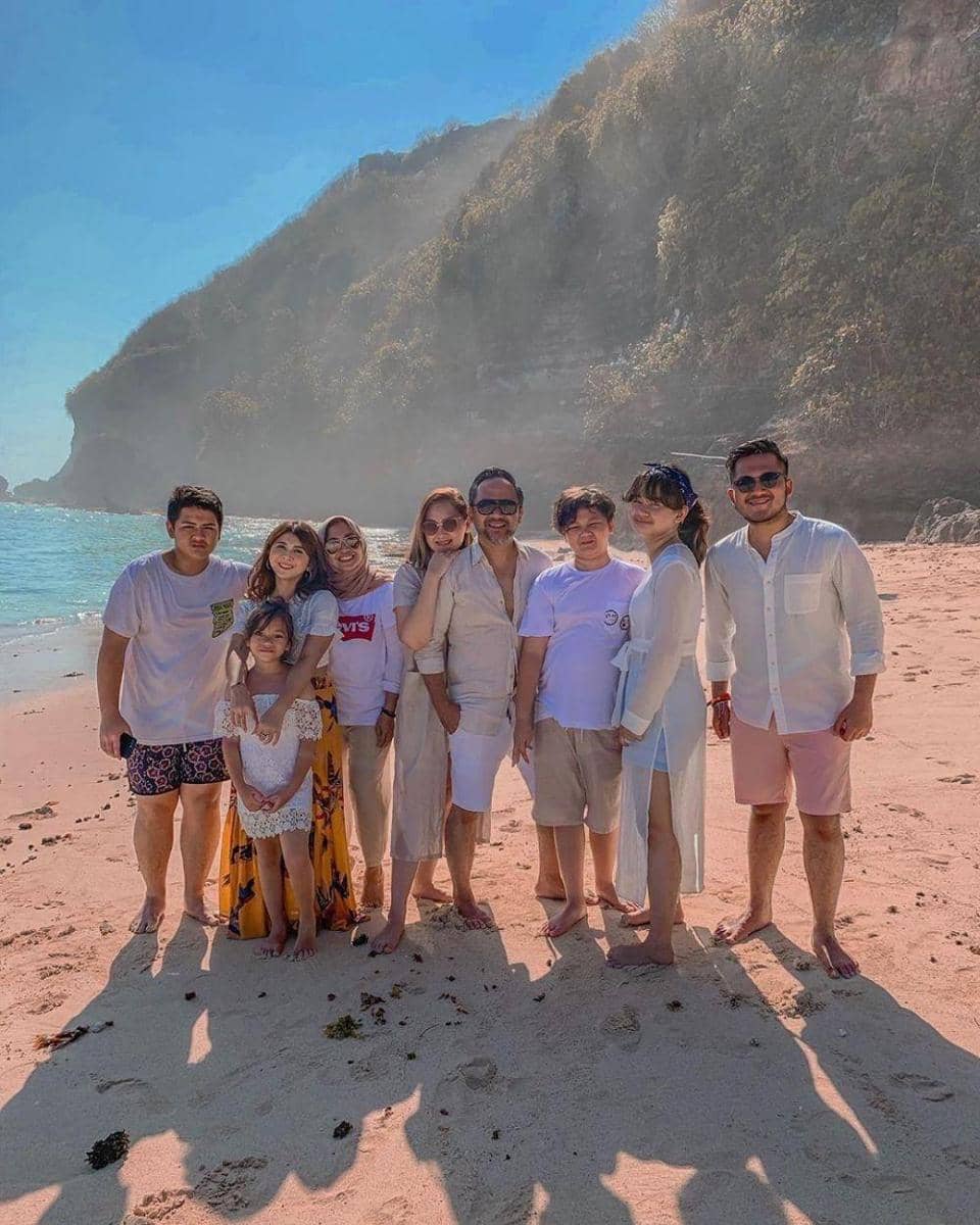 Instagram.com/monaratuliu