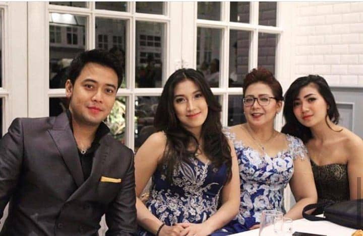 Instagram.com/cyndyanalorens