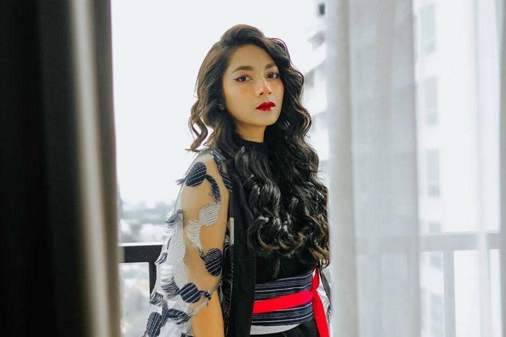 instagram.com/dindakirana.s