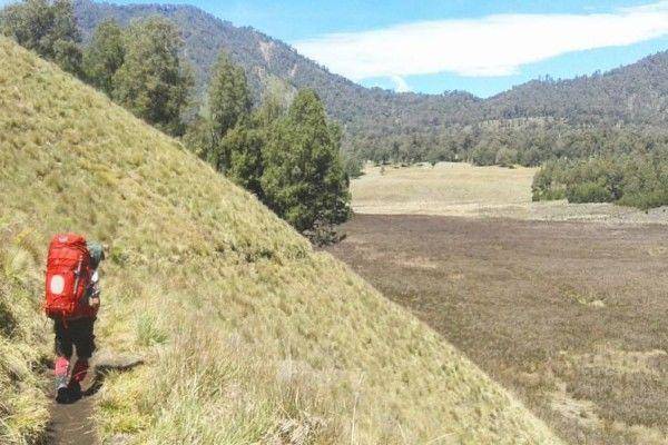 Cerita Mistis 6 Gunung Paling Angker di Indonesia, Seram!