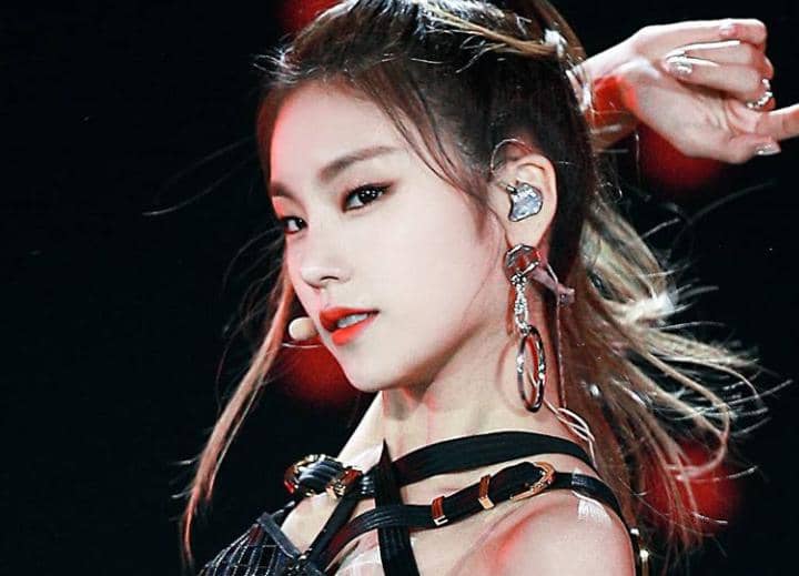 Instagram.com/yeji.itzy