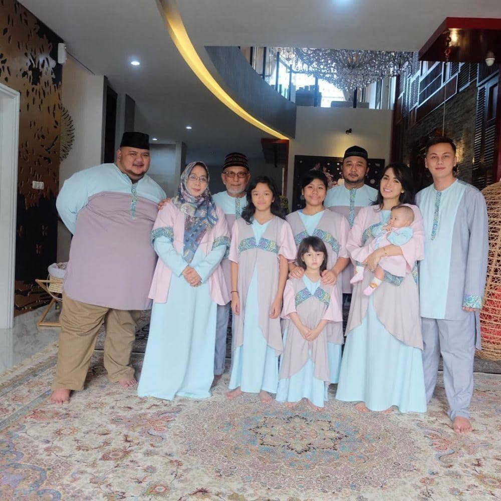 instagram.com/ussypratama