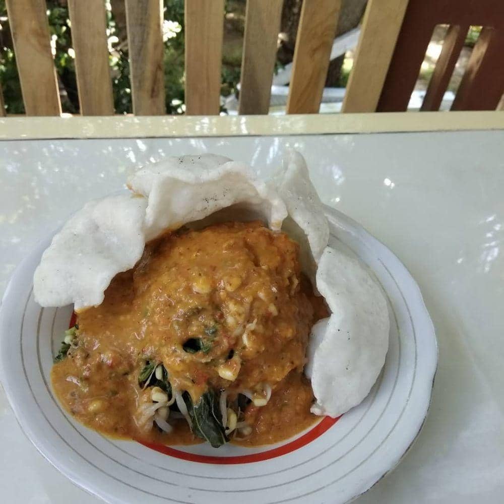 instagram.com/theresiaandrias