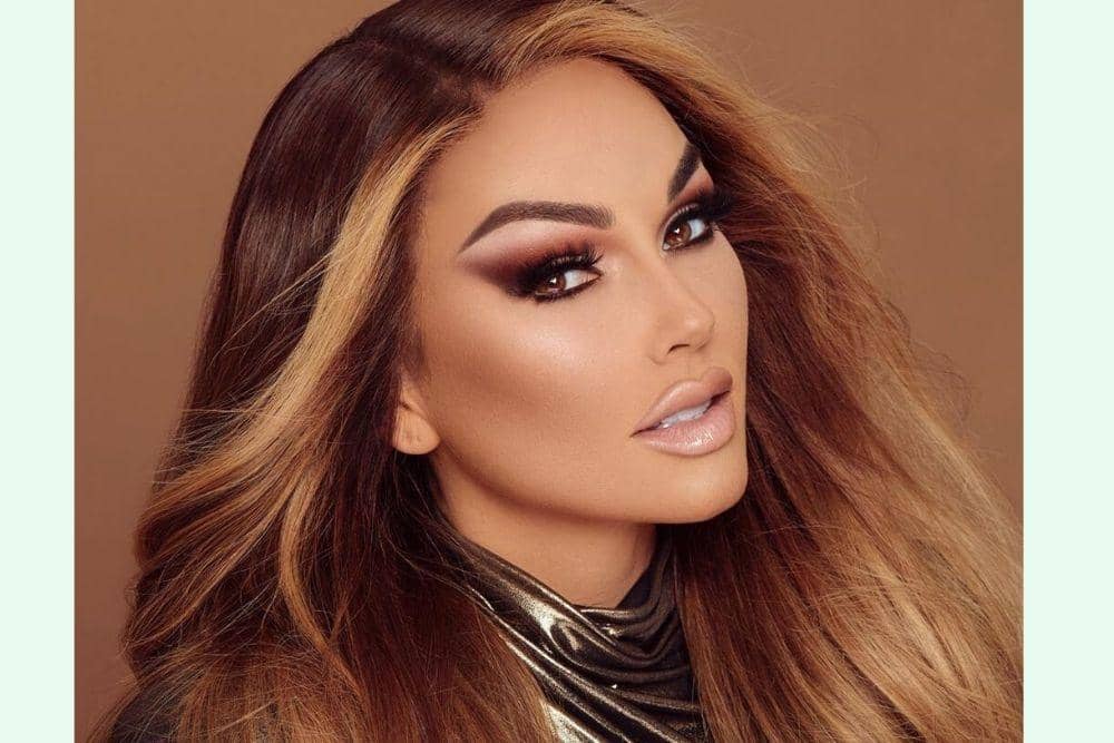 instagram.com/kandeejohnson