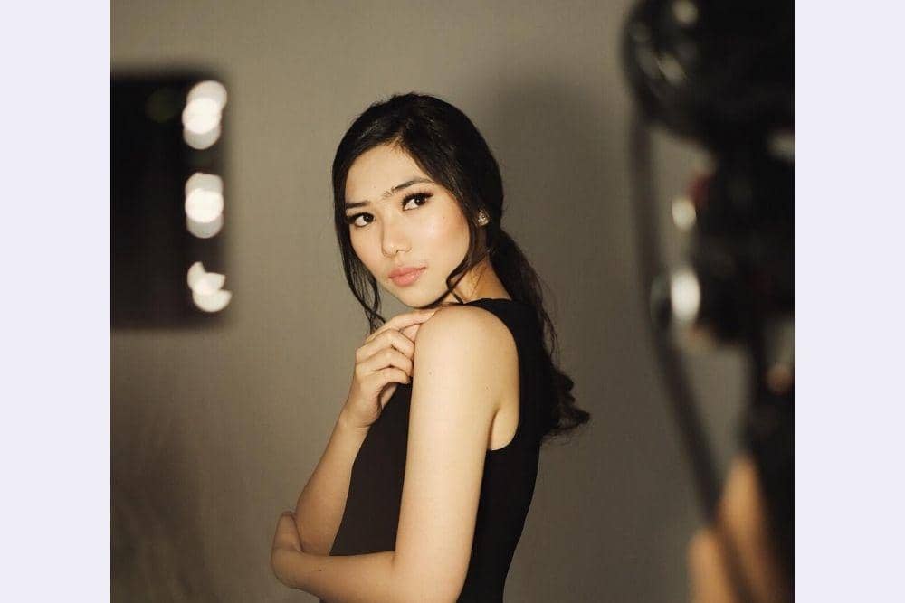 instagram.com/isyanasarasvati