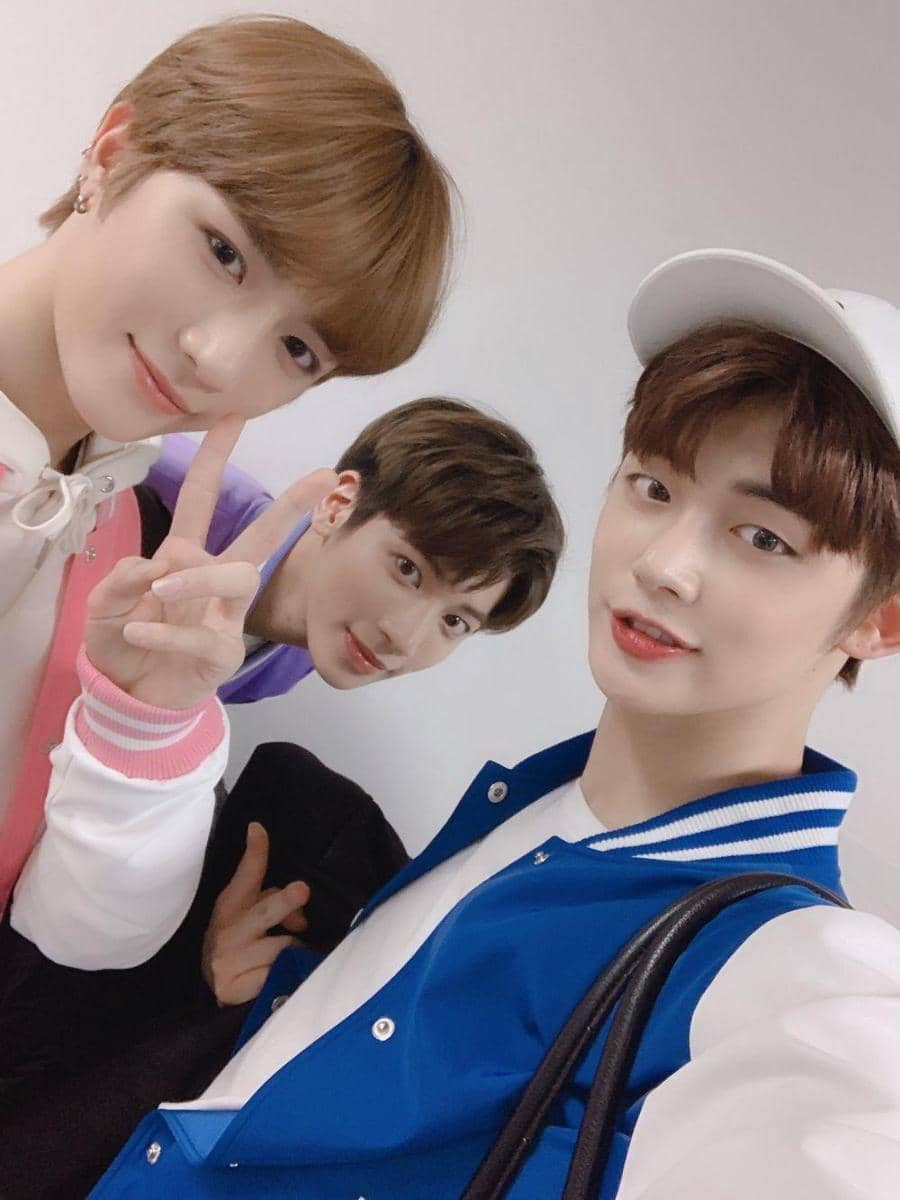 twitter.com/TXT_members