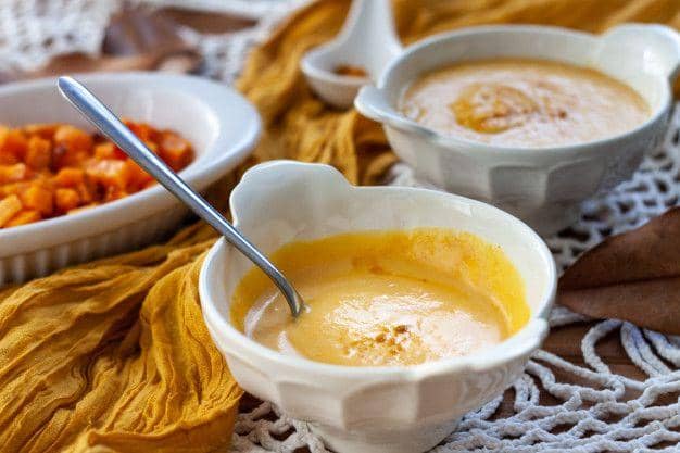 freepik.com/ silviaroset