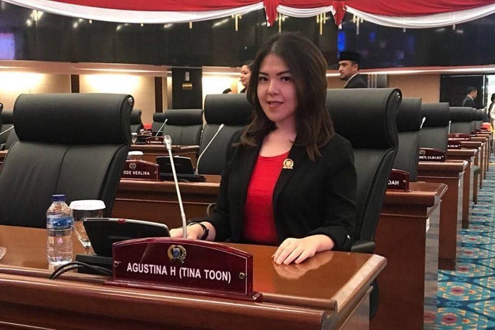 instagram.com/tinatoon101