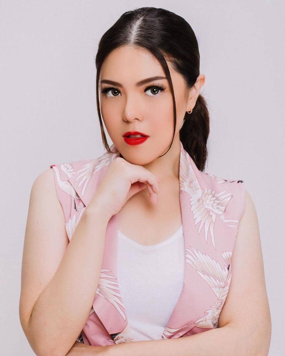 instagram.com/tinatoon101