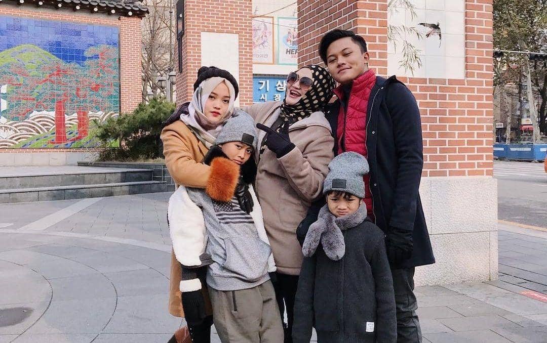 Instagram.com/putridelinaa