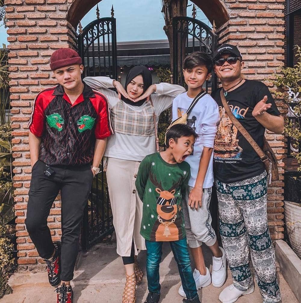 Instagram.com/rizkyfbian