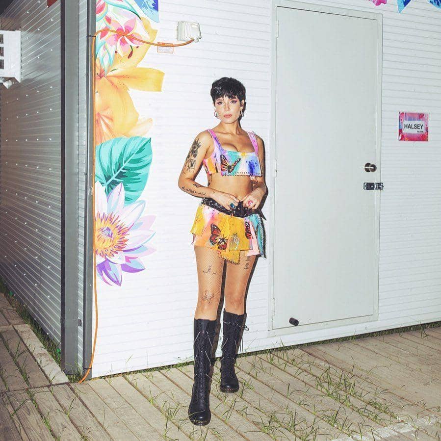 Instagram.com/iamhalsey