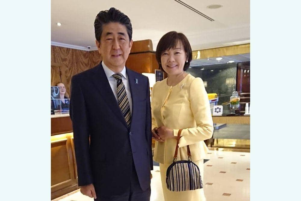 instagram.com/akieabe