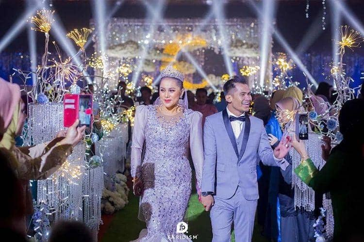 Instagram.com/iamellymazlein