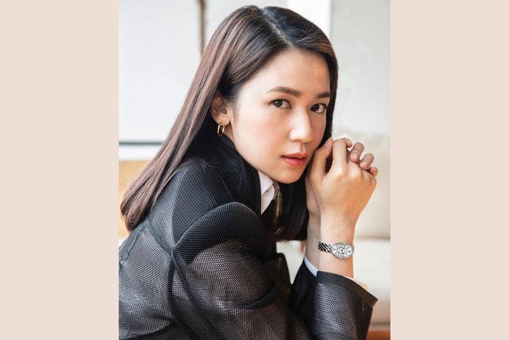 instagram.com/laurabas