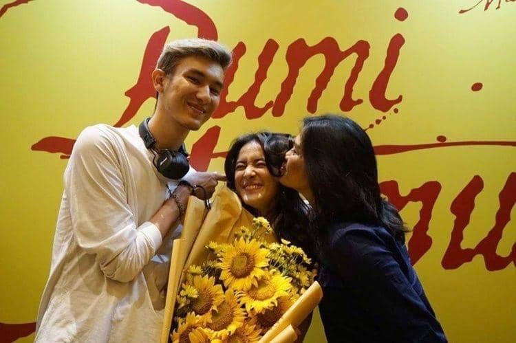 Instagram.com/mawar_eva