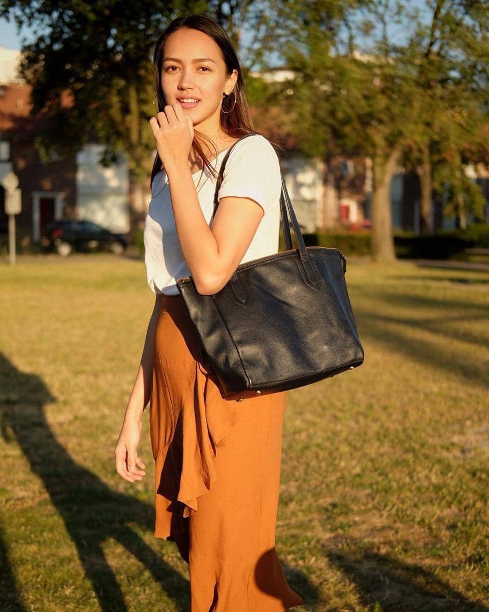 instagram.com/melayunicole