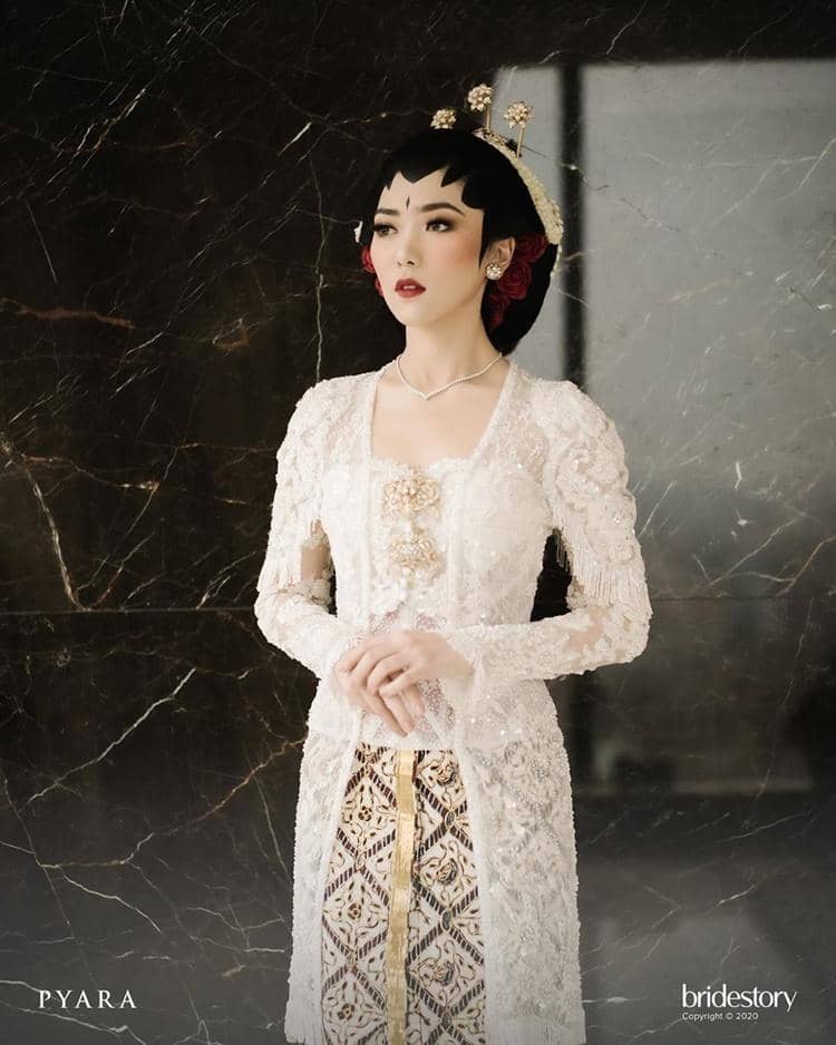 Instagram.com/thebridestory