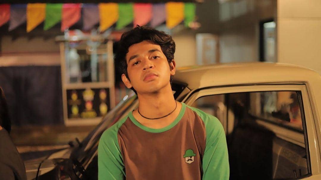 instagram.com/deboys13