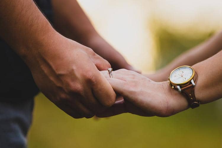 unsplash.com/@jon_asato