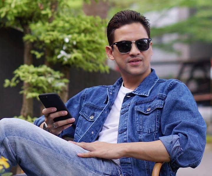 Instagram.com/_luckyperdana