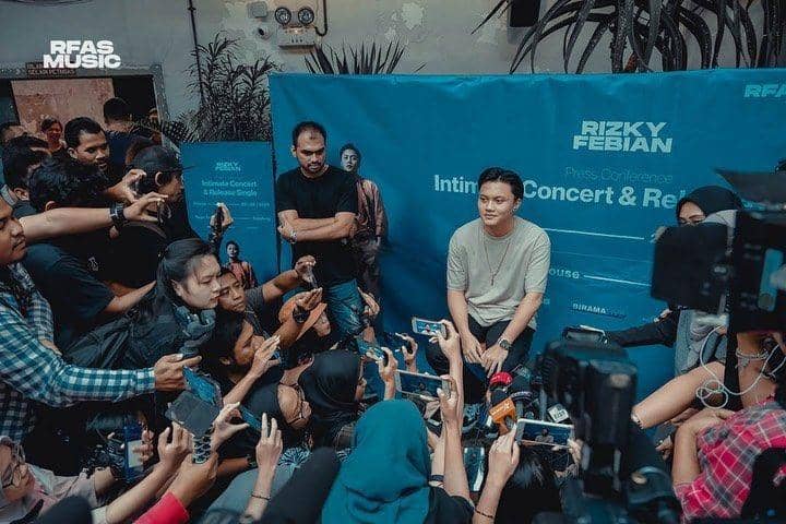 Instagram.com/rizkyfbian