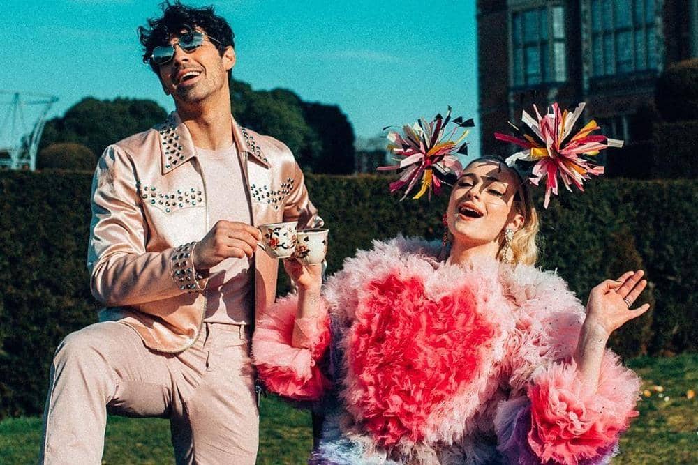 Instagram.com/joejonas