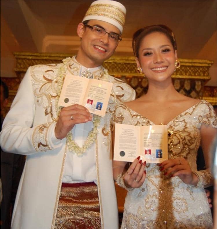 Instagram.com/ashrafsinclair