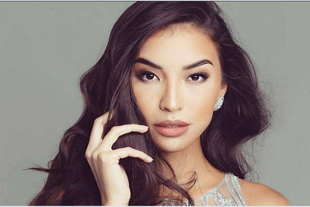 instagram.com/manodelia