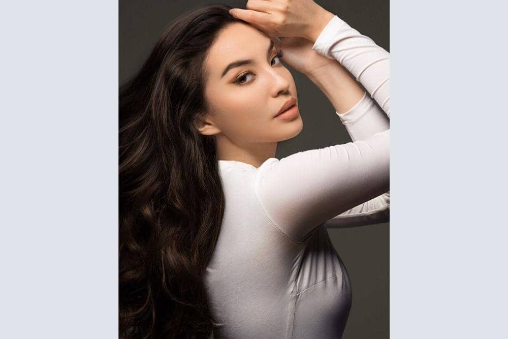 instagram.com/manodelia