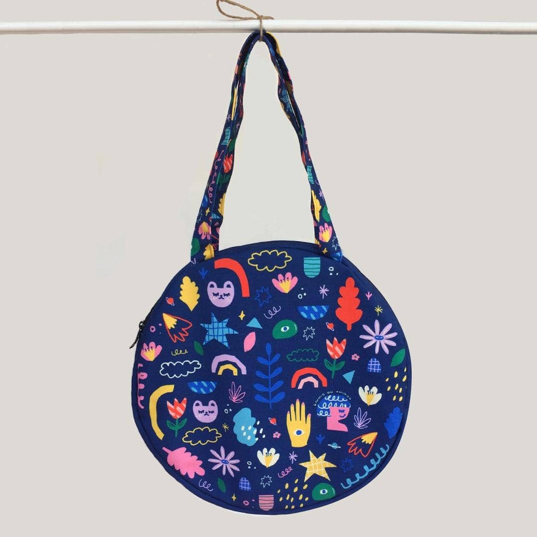 Liuniconthings.bigcartel.com