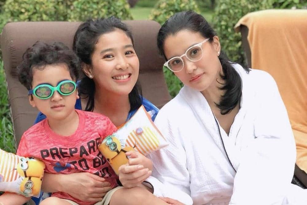 Instagram.com/marcella.zalianty