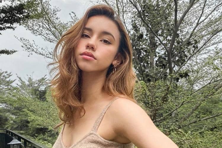 Instagram.com/naomi.paulinda