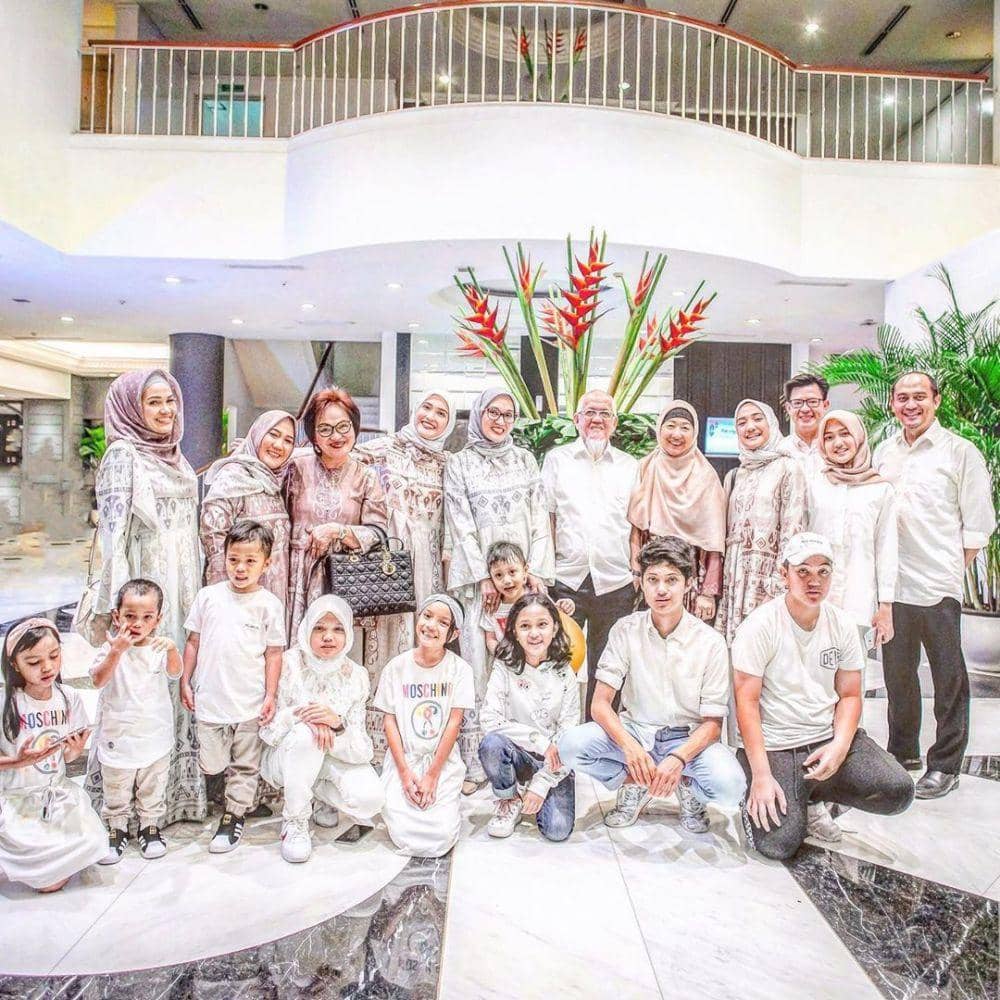 instagram.com/shandyaulia