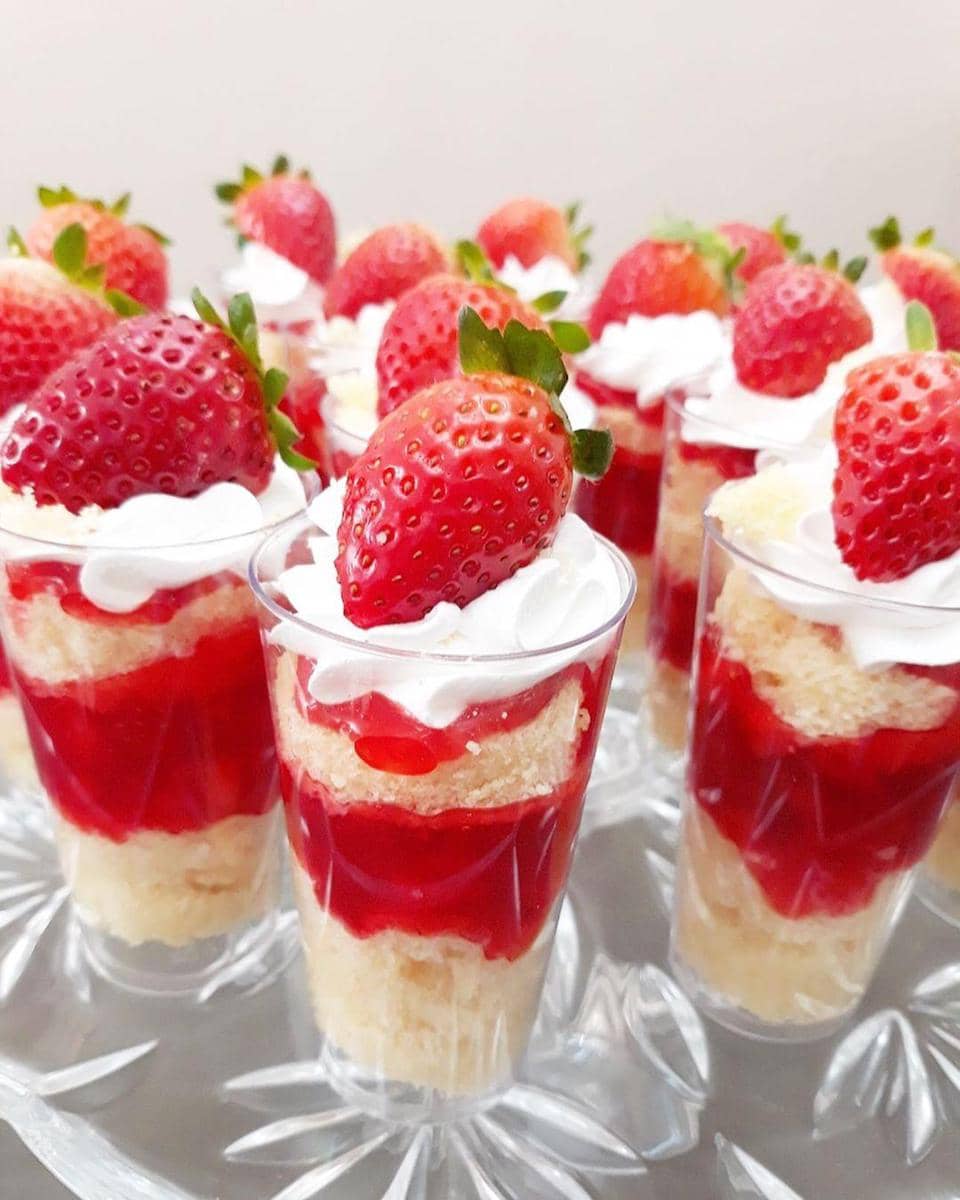 Instagram.com/deniadesignscakes