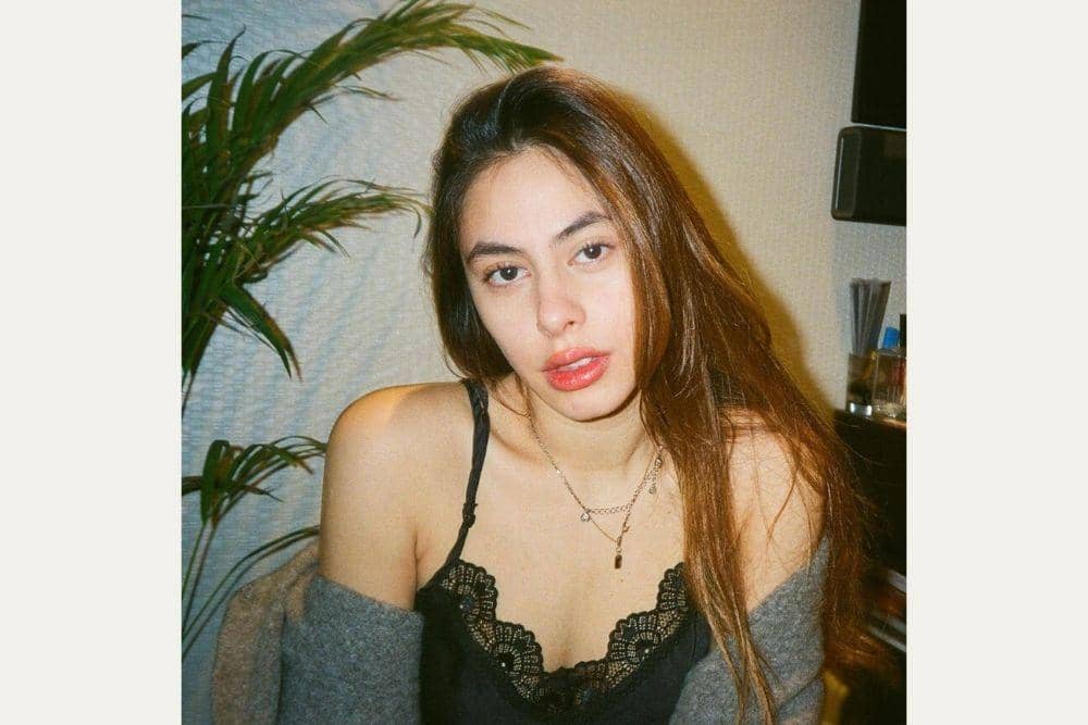 instagram.com/valerieethomas