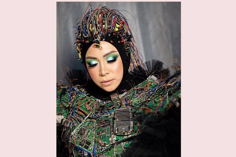 instagram.com/melly_goeslaw