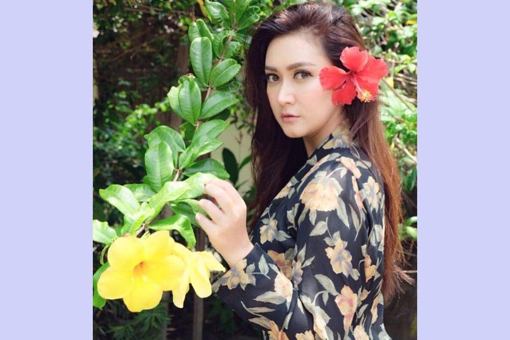 instagram.com/nafaurbach