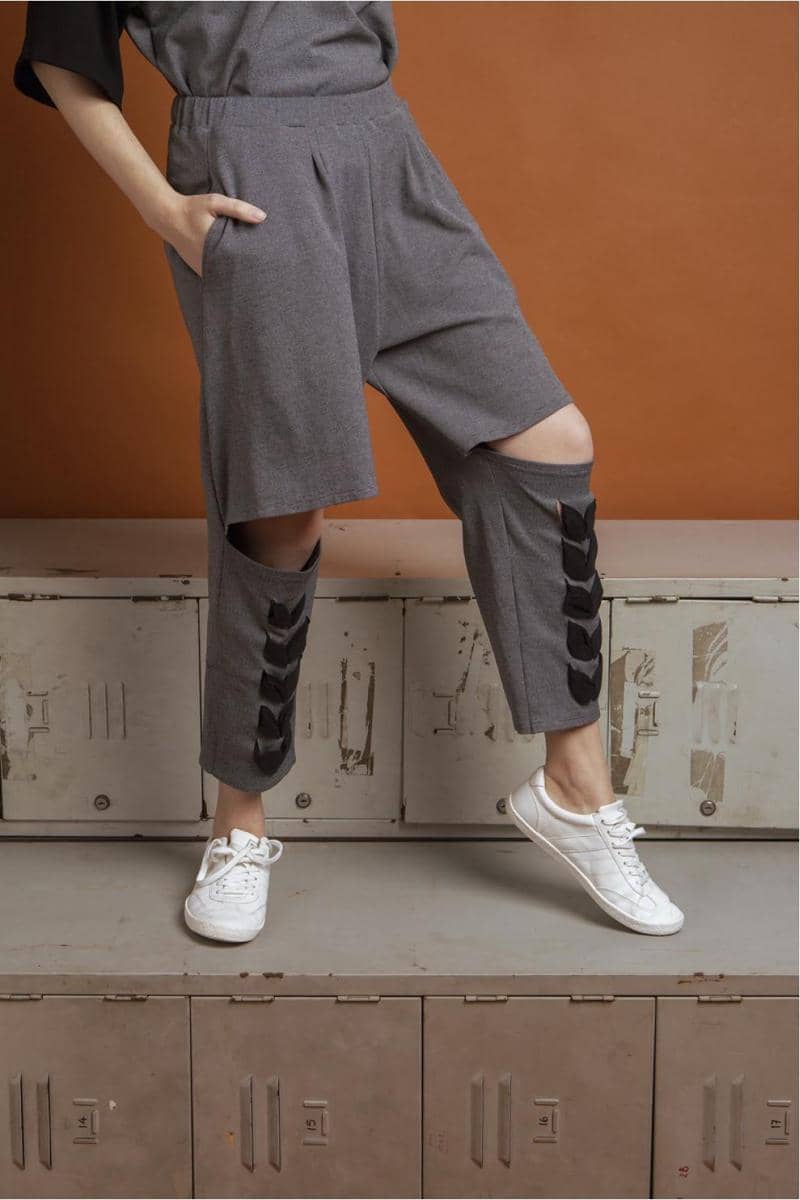 Mondaytosundaystore.com